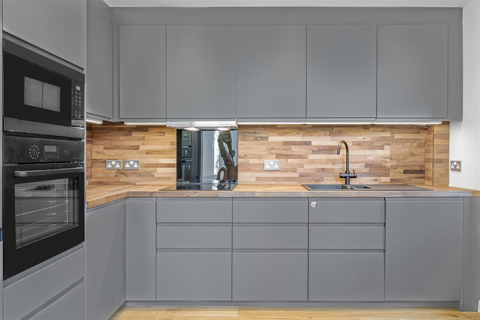 Ellerdale Road London NW3 6BB