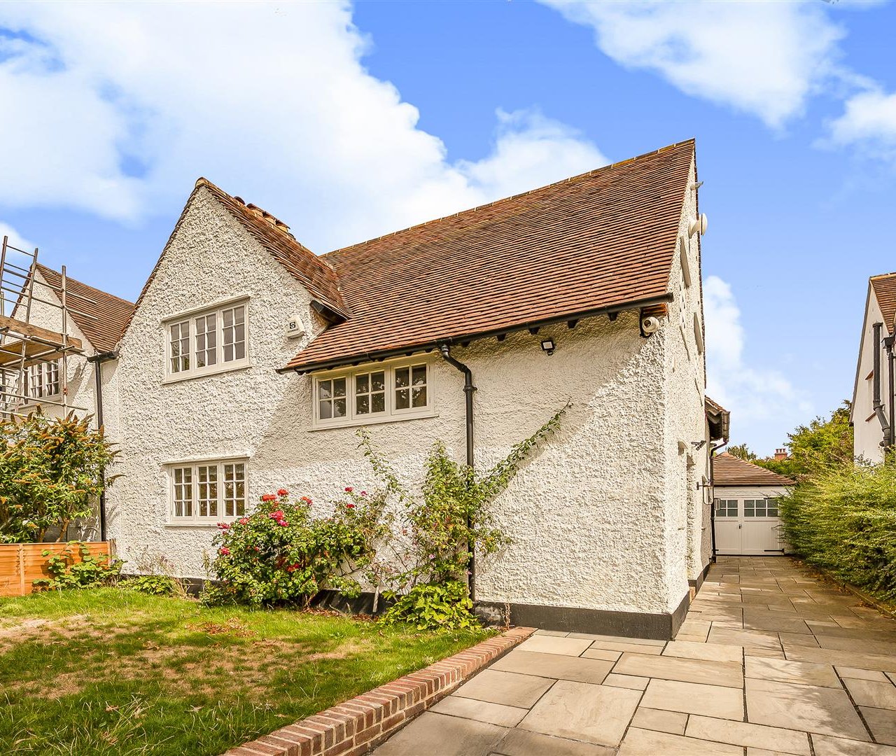 Temple Fortune Lane, London, NW11 7UE