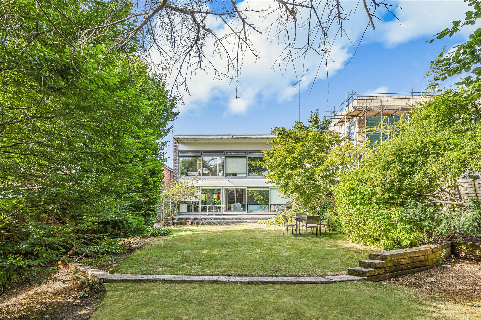 Golders Park Close Golders Hill Park NW11 7QR