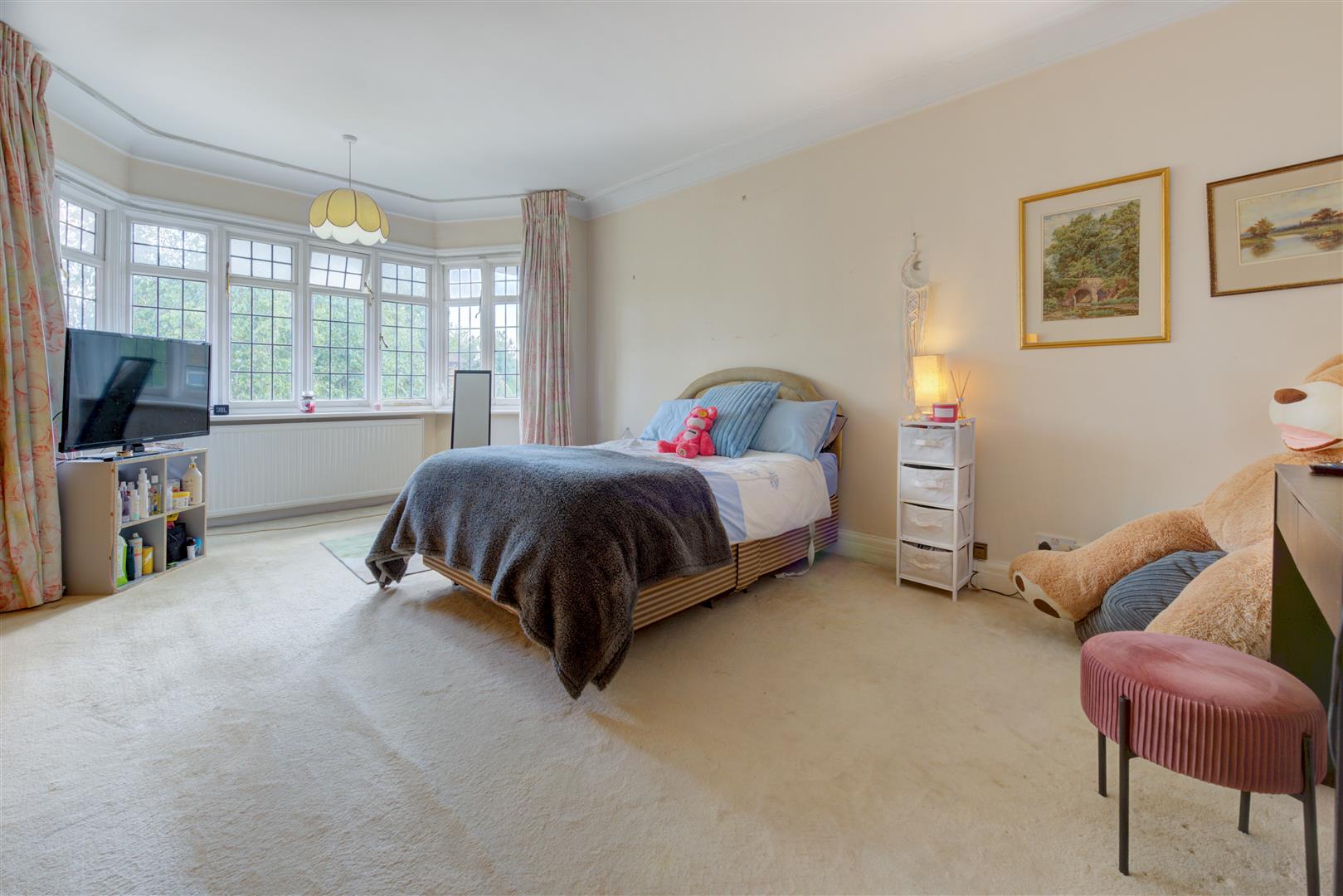 Harman Drive The Hocrofts NW2 2ED