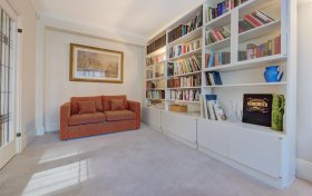 Harman Drive The Hocrofts NW2 2ED