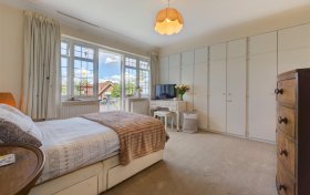 Harman Drive The Hocrofts NW2 2ED