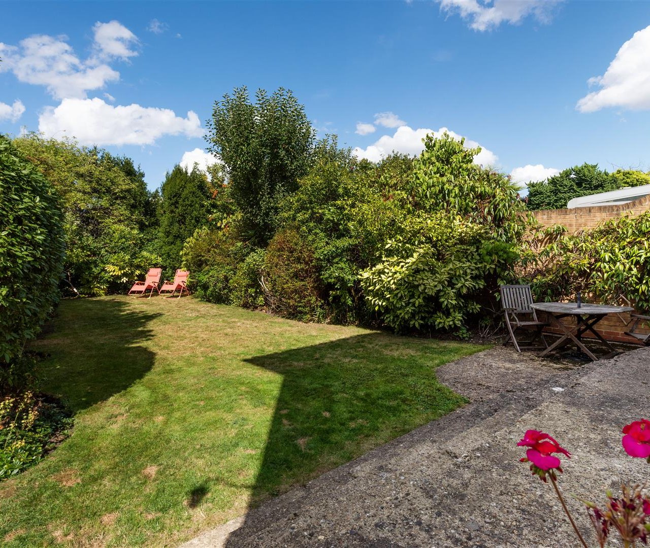 Harman Drive The Hocrofts NW2 2ED