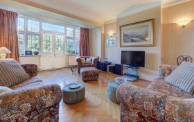 Harman Drive The Hocrofts NW2 2ED