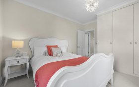 Lyndale Avenue Childs Hill NW2 2QB