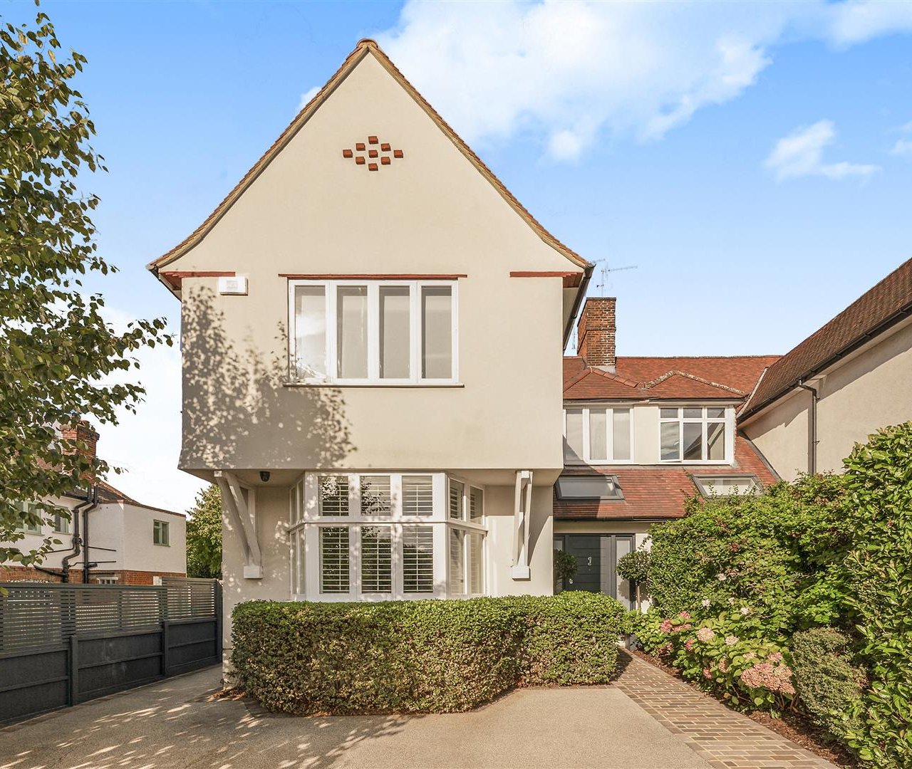 Lyndale Avenue Childs Hill NW2 2QB