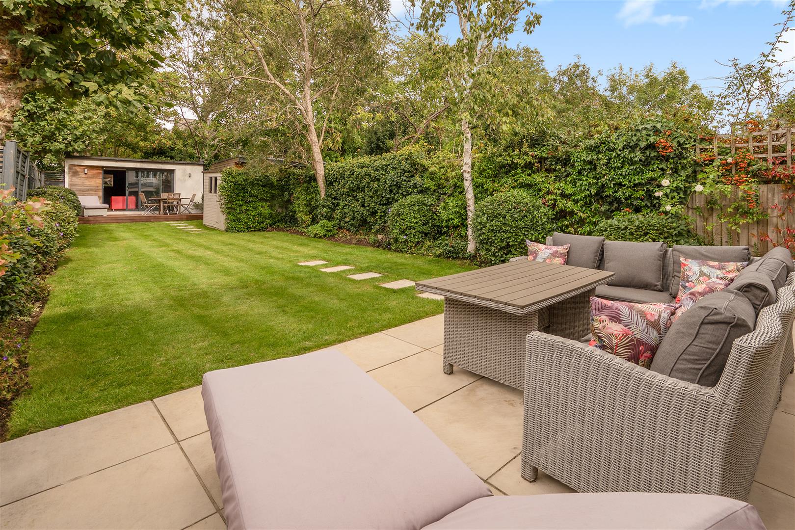 Lyndale Avenue Childs Hill NW2 2QB