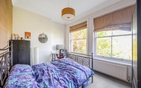 Compayne Gardens South Hampstead NW6 3RU