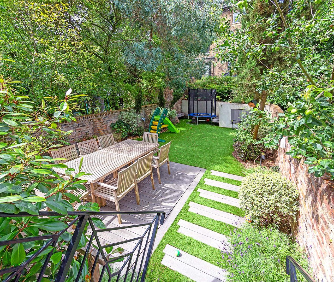 Upper Park Road Belsize Park NW3 2UL