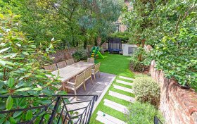 Upper Park Road Belsize Park NW3 2UL