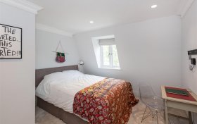 Upper Park Road Belsize Park NW3 2UL