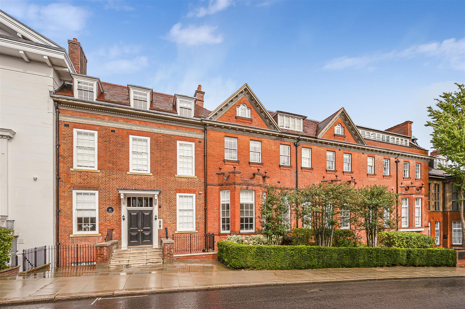 Kidderpore Avenue London NW3 7SU