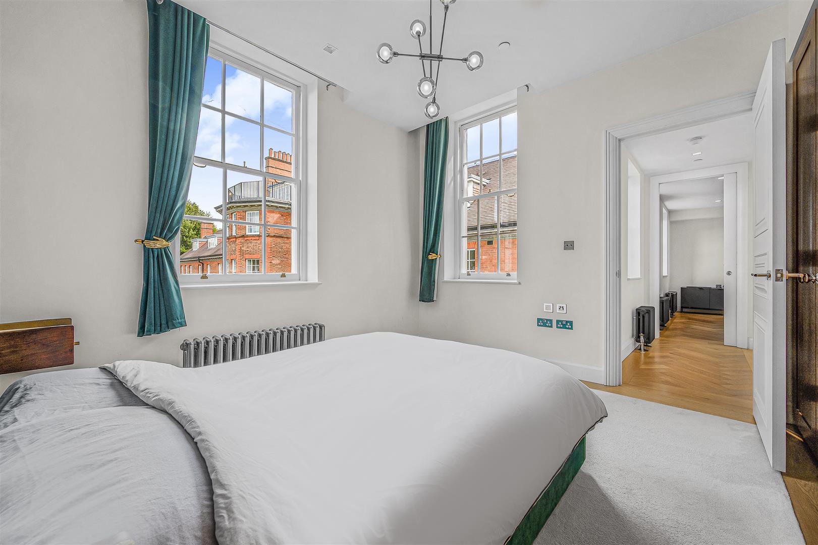 Kidderpore Avenue London NW3 7SU