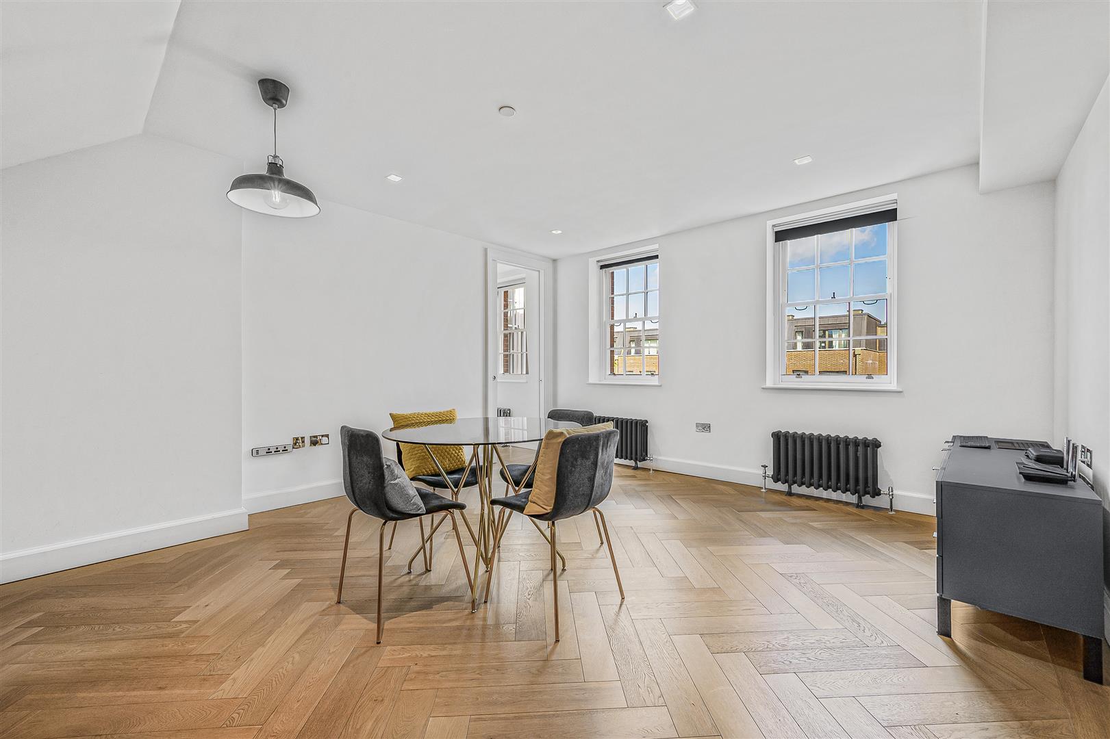 Kidderpore Avenue London NW3 7SU