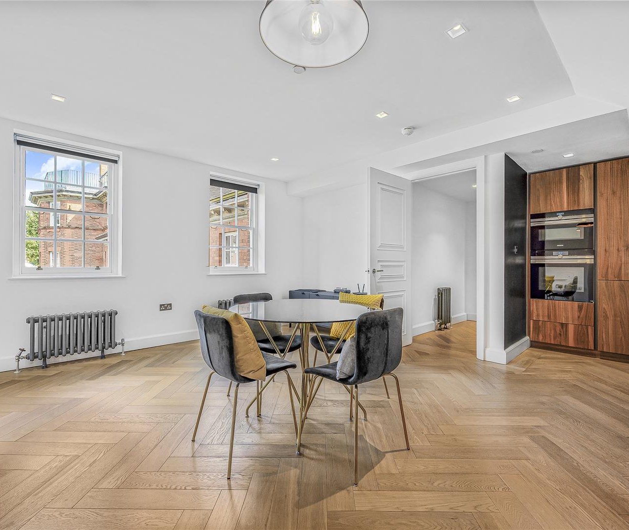 Kidderpore Avenue London NW3 7SU