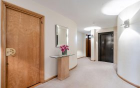 Firecrest Drive Hampstead NW3 7NF