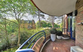 Firecrest Drive Hampstead NW3 7NF