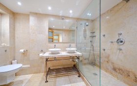 Firecrest Drive Hampstead NW3 7NF