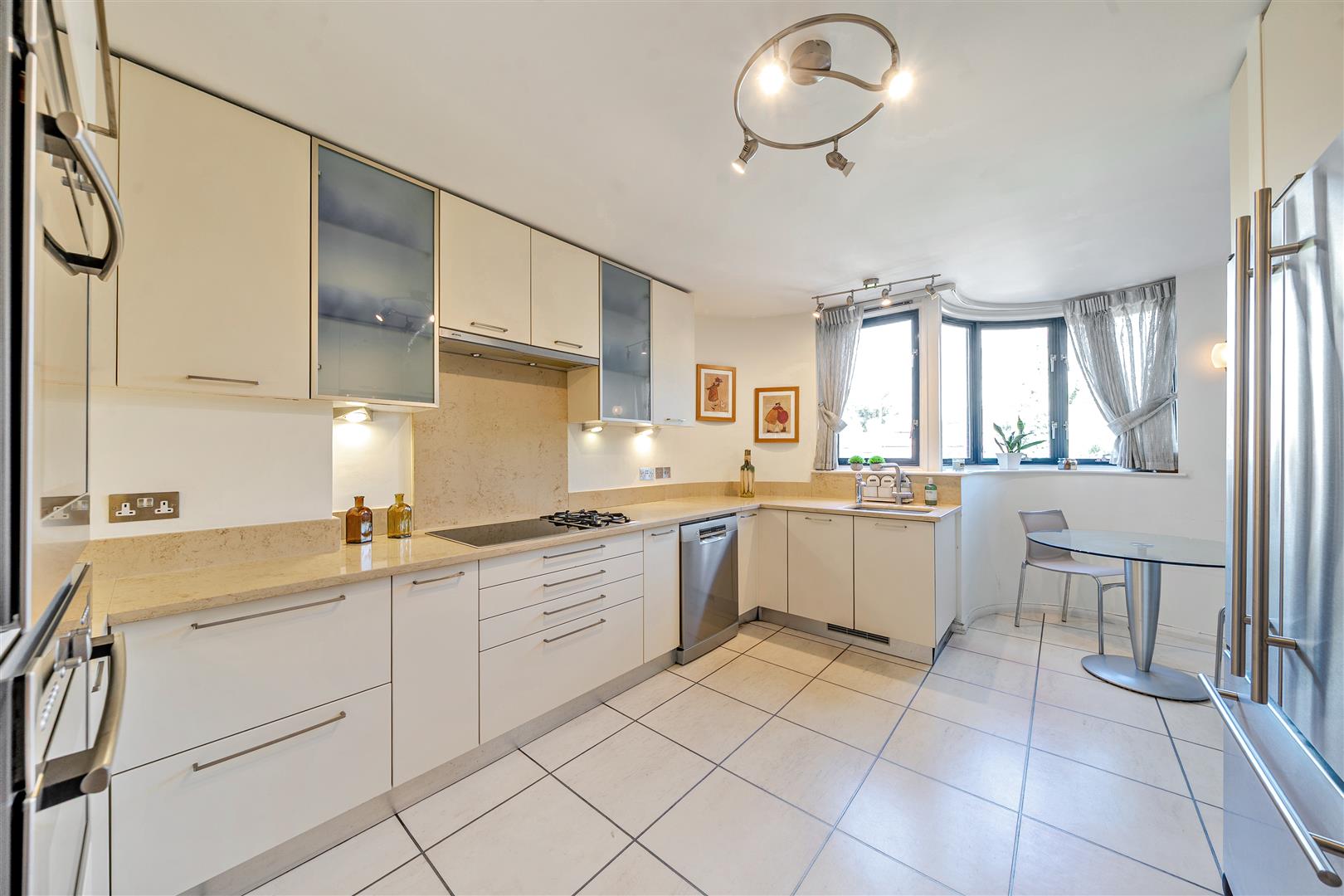 Firecrest Drive Hampstead NW3 7NF