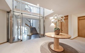 Firecrest Drive Hampstead NW3 7NF