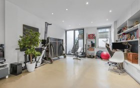 Gayton Road Hampstead Village NW3 1TU