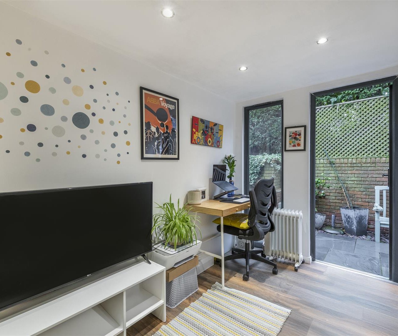 Lyndhurst Gardens Hampstead NW3 5NP