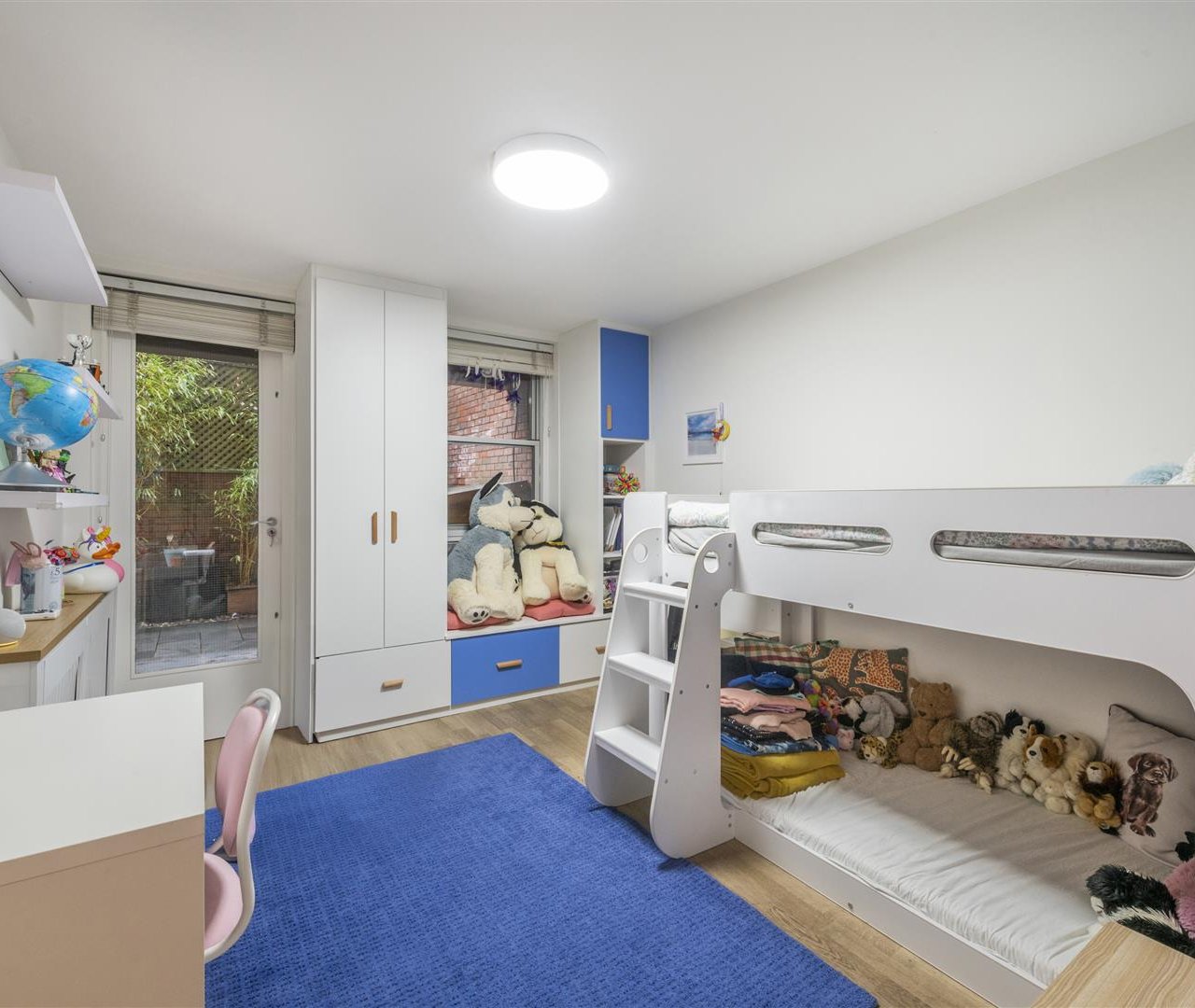 Lyndhurst Gardens Hampstead NW3 5NP