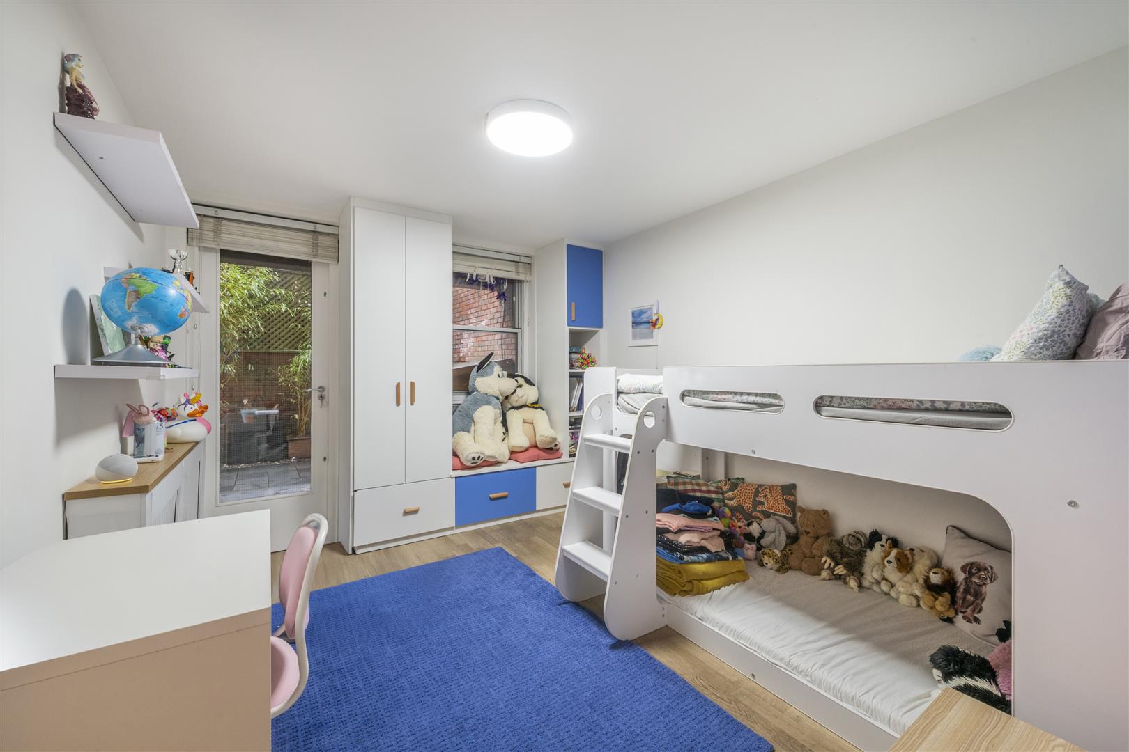 Lyndhurst Gardens Hampstead NW3 5NP