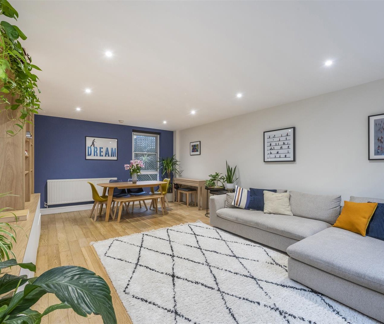 Lyndhurst Gardens Hampstead NW3 5NP