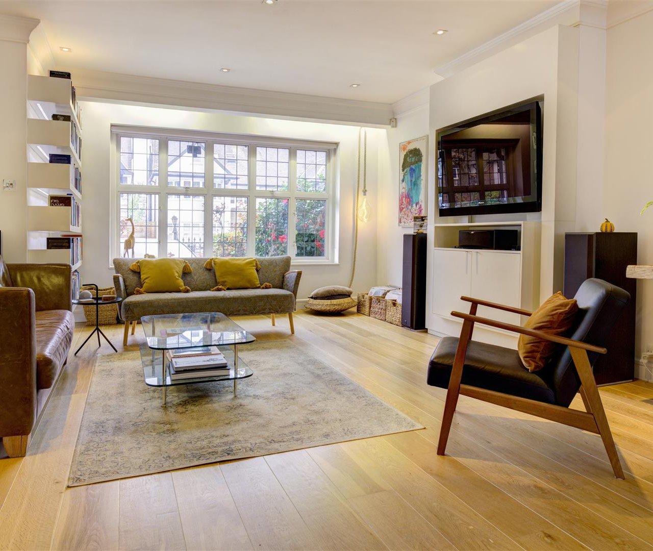 Dunstan Road Golders Green NW11 8AA