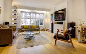 Dunstan Road Golders Green NW11 8AA