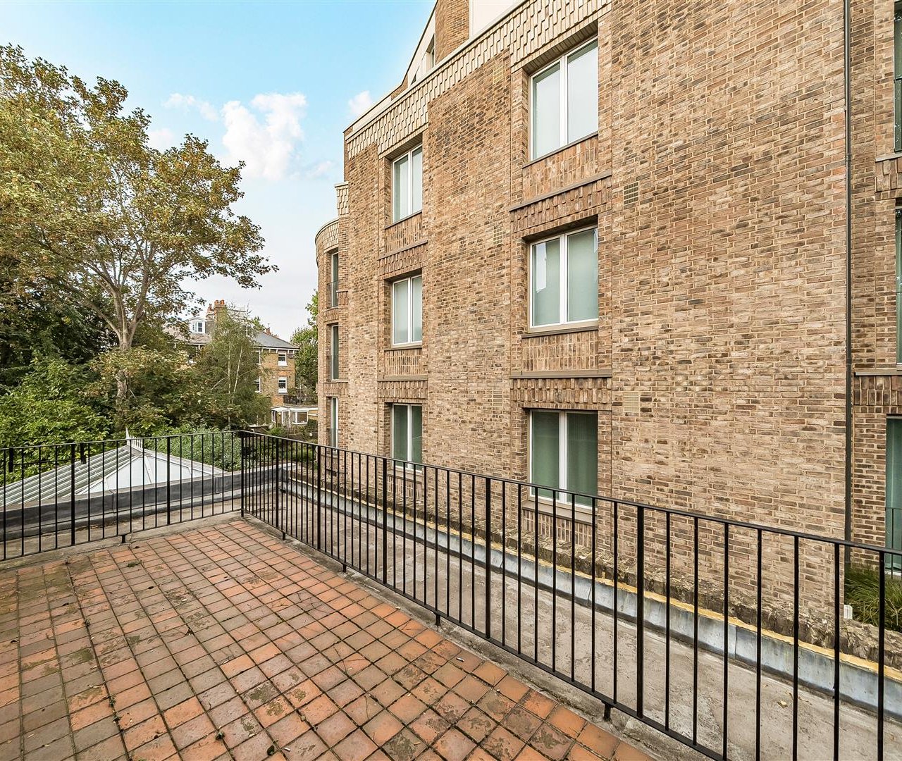 Prince Arthur Road Hampstead Village NW3 6AY