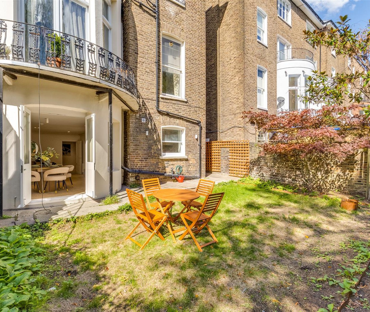 Belsize Grove Belsize Park NW3 4UN