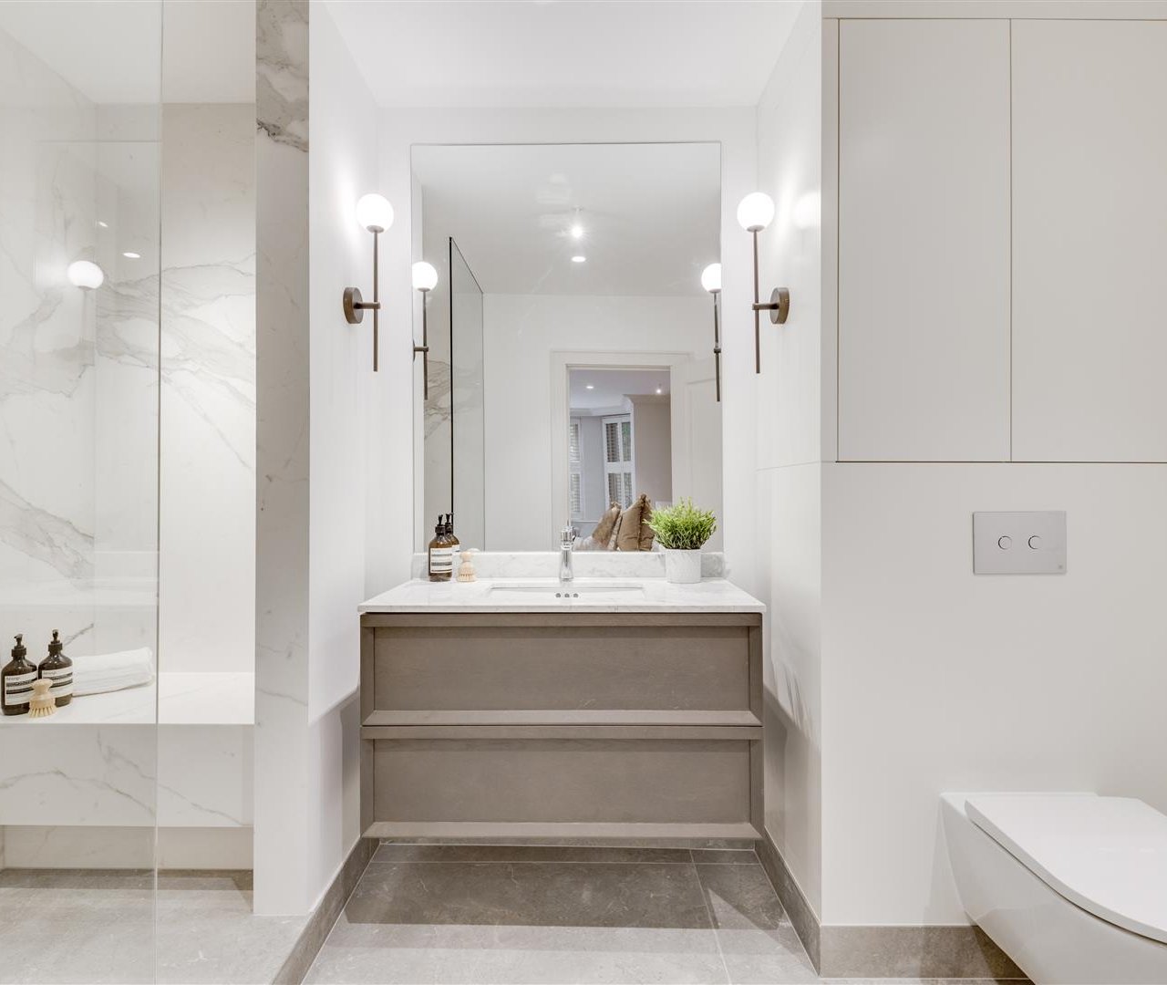 Belsize Grove Belsize Park NW3 4UN