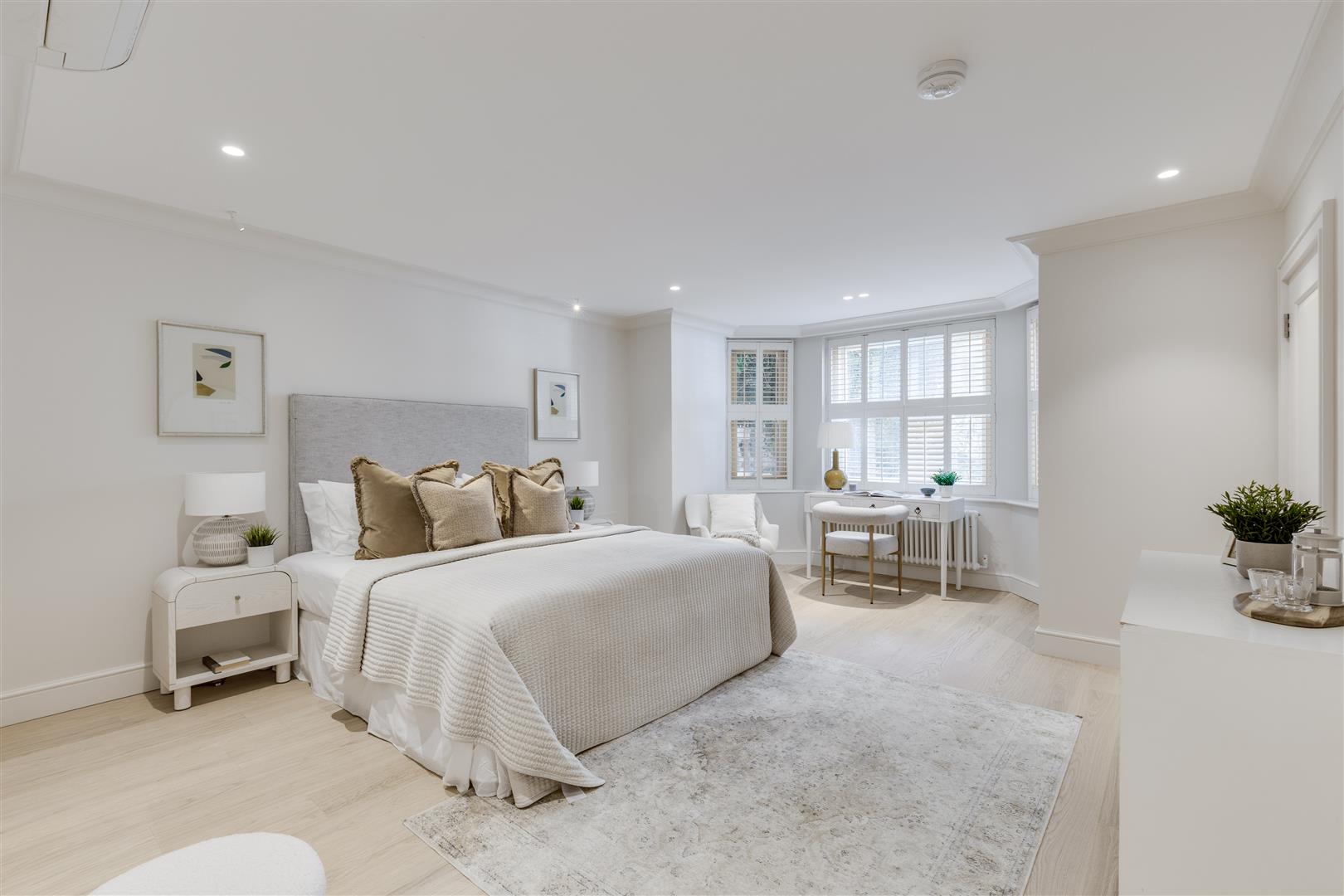 Belsize Grove Belsize Park NW3 4UN