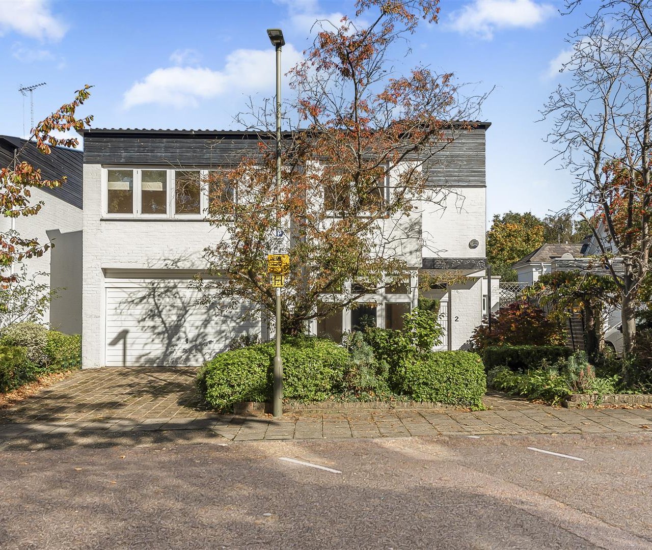 Cenacle Close Hampstead NW3 7UE