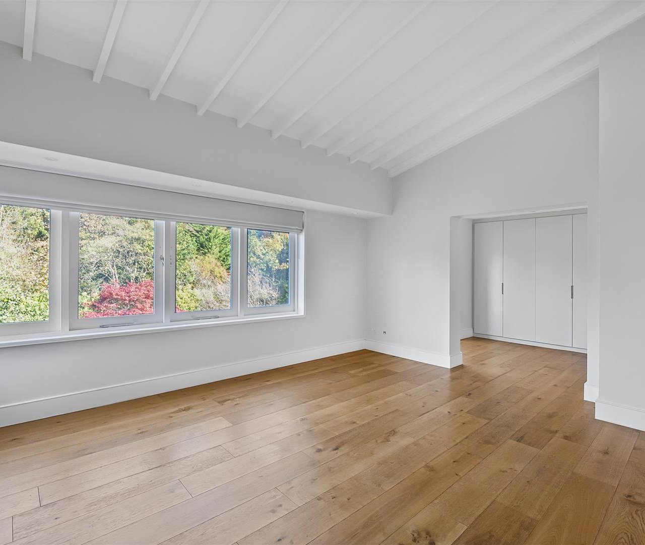 Cenacle Close Hampstead NW3 7UE