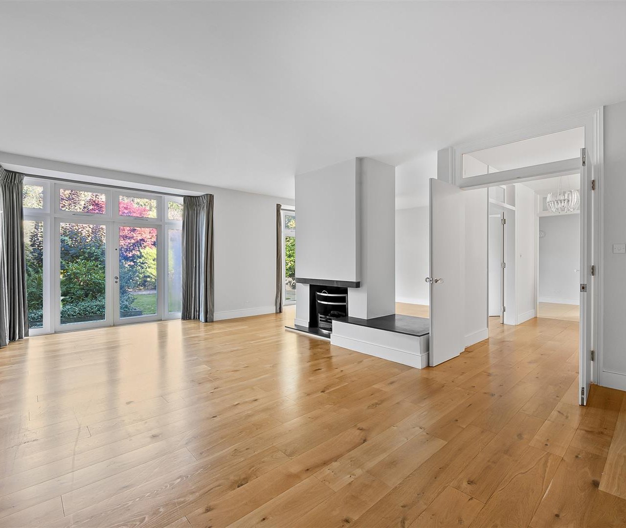 Cenacle Close Hampstead NW3 7UE