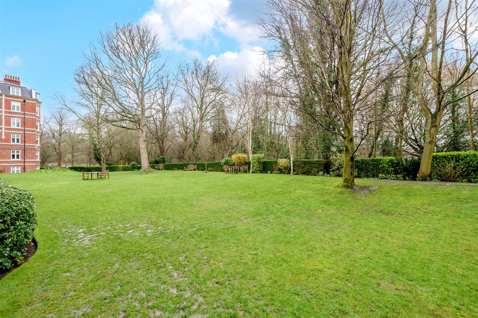 East Heath Road Hampstead NW3 1BP