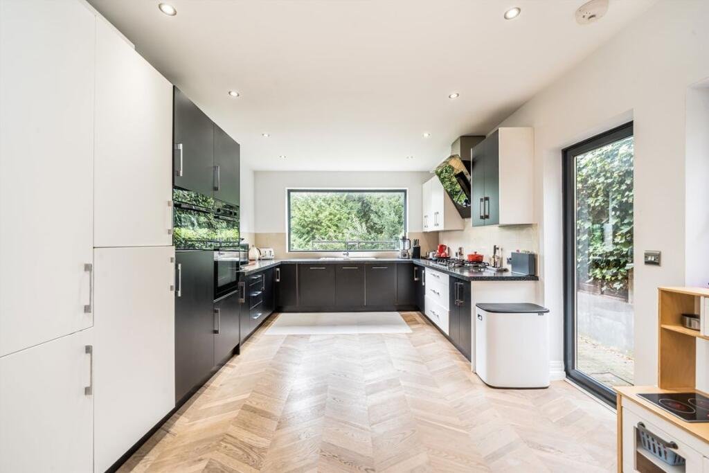 Hermitage Lane Hampstead NW2 2HE