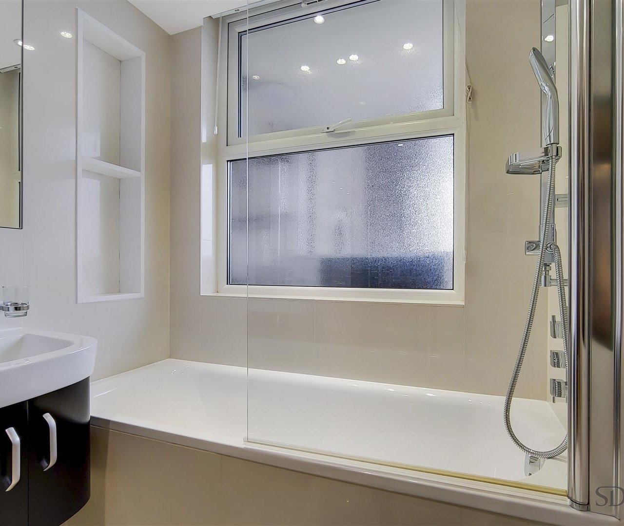 St Johns Wood Park St Johns Wood NW8 6NL