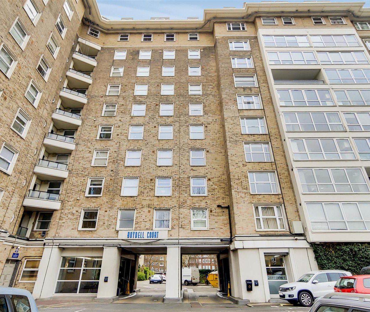 St Johns Wood Park St Johns Wood NW8 6NL