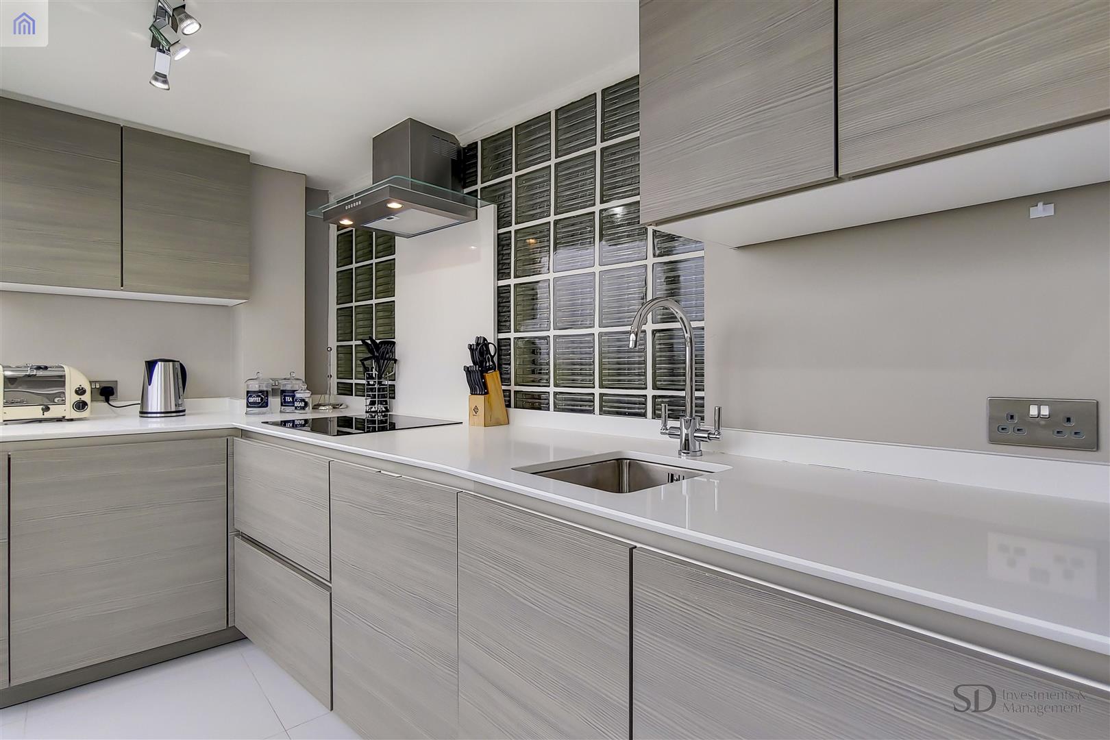 St Johns Wood Park St Johns Wood NW8 6NL