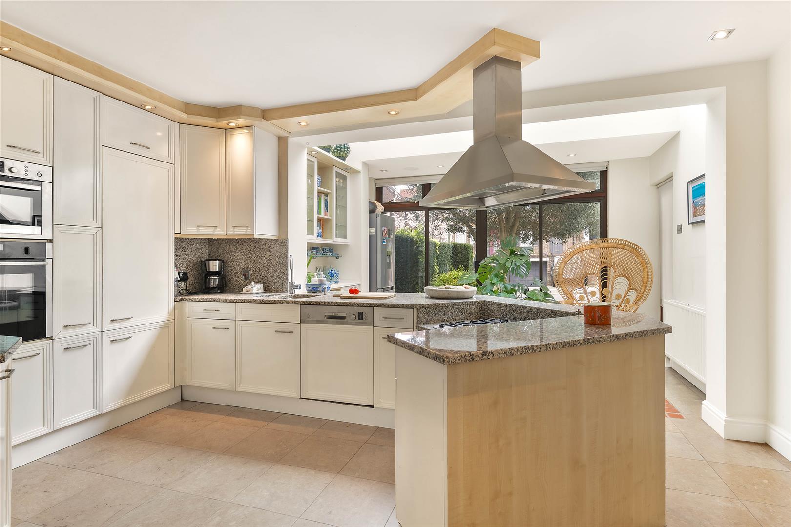 West Heath Gardens, Hampstead, NW3 7TR