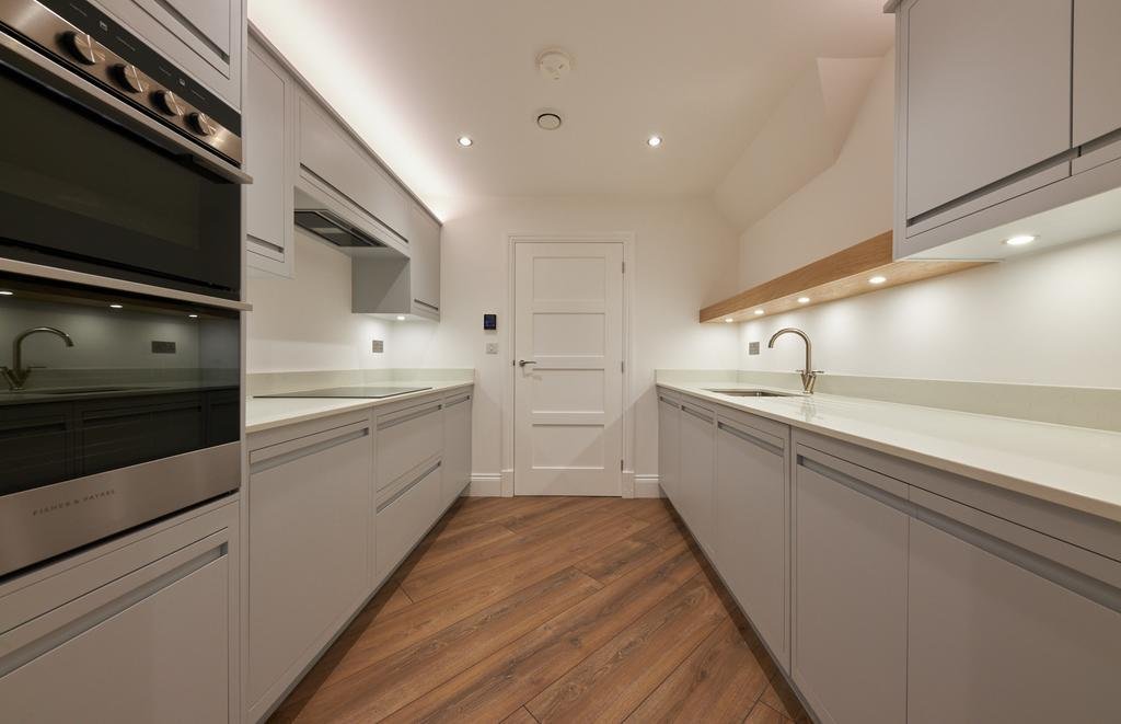 Holders Hill Road Hendon NW4 1LN