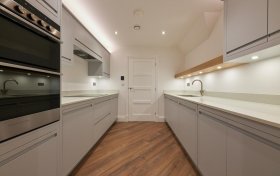 Holders Hill Road Hendon NW4 1LN