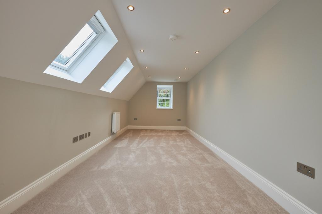 Holders Hill Road Hendon NW4 1LN