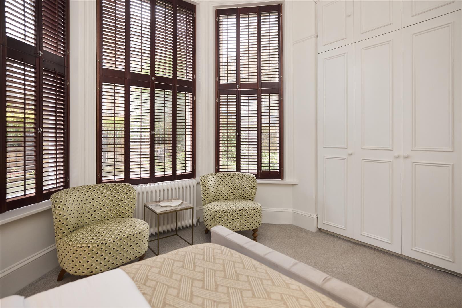 Fitzjohns Avenue Hampstead NW3 6NY