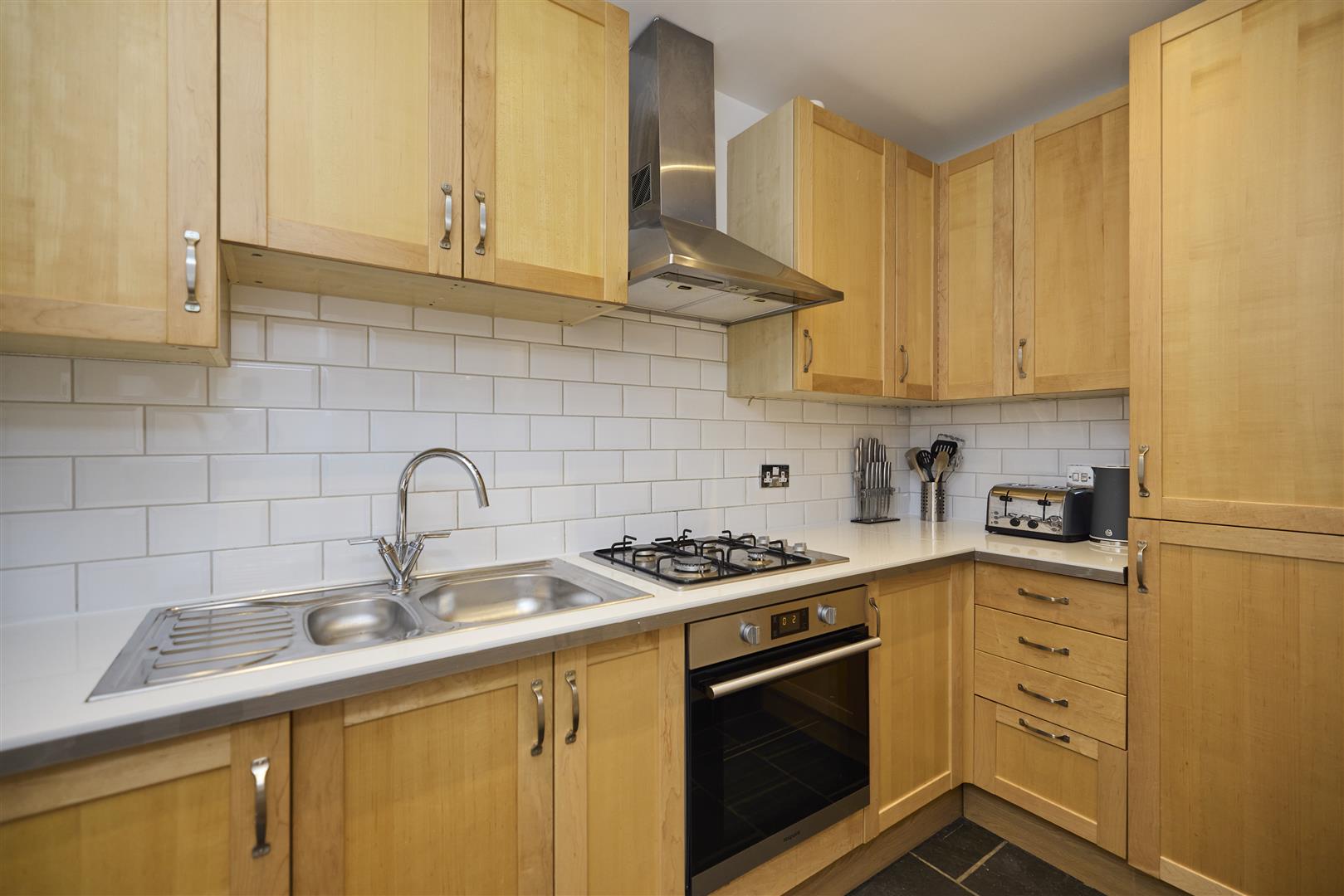 Fitzjohns Avenue Hampstead NW3 6NY