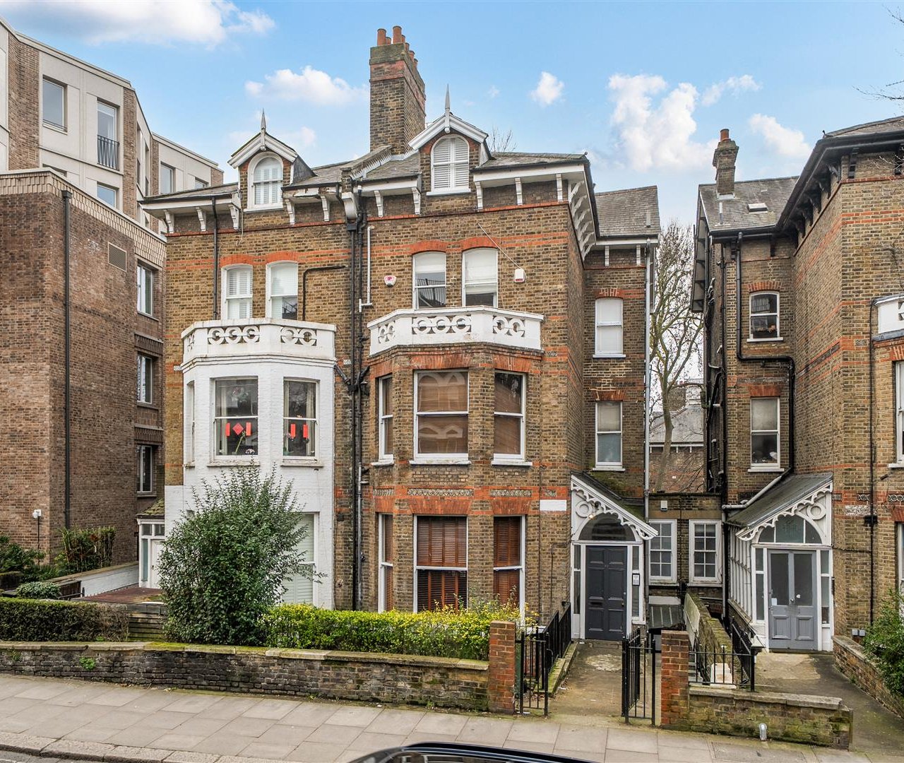 Fitzjohns Avenue Hampstead NW3 6NY